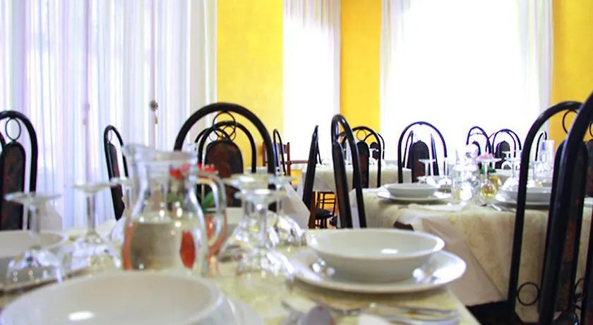 Hotel Taioli Meuble Cesenatico Italy