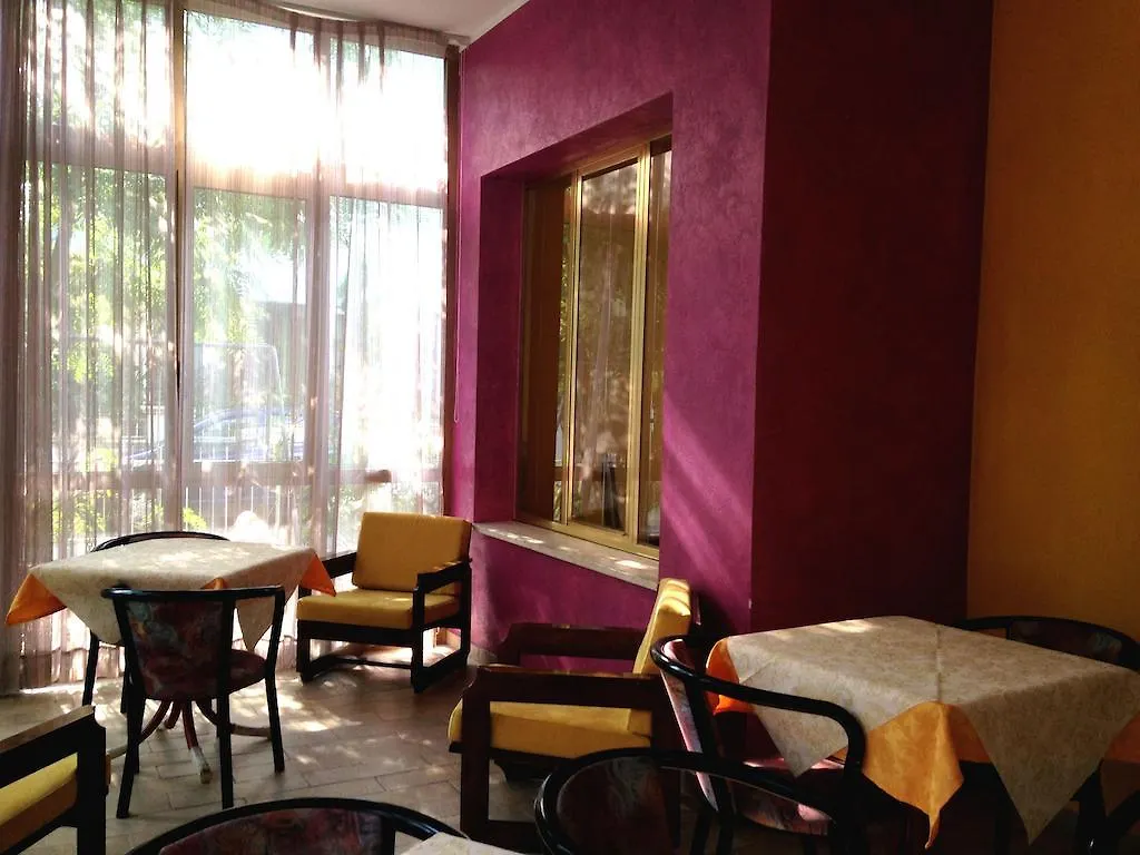 **  Hotel Taioli Meuble Cesenatico Italy