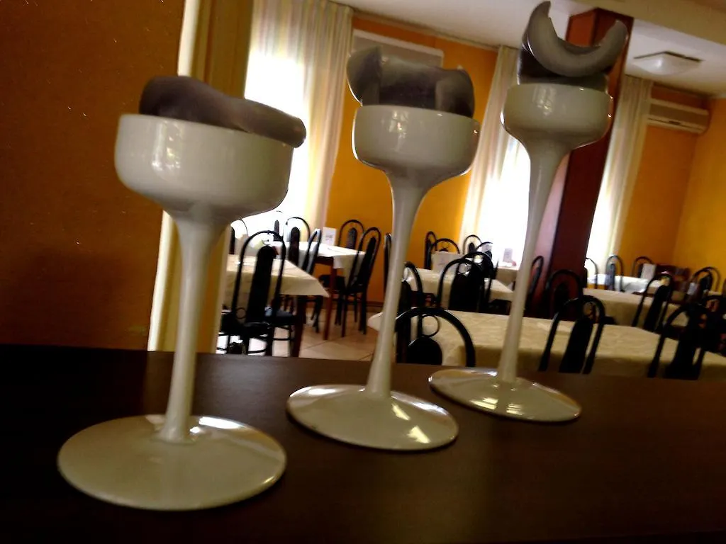 Hotel Taioli Meuble Cesenatico