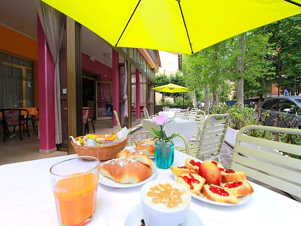 Hotel Taioli Meuble Cesenatico 2*,